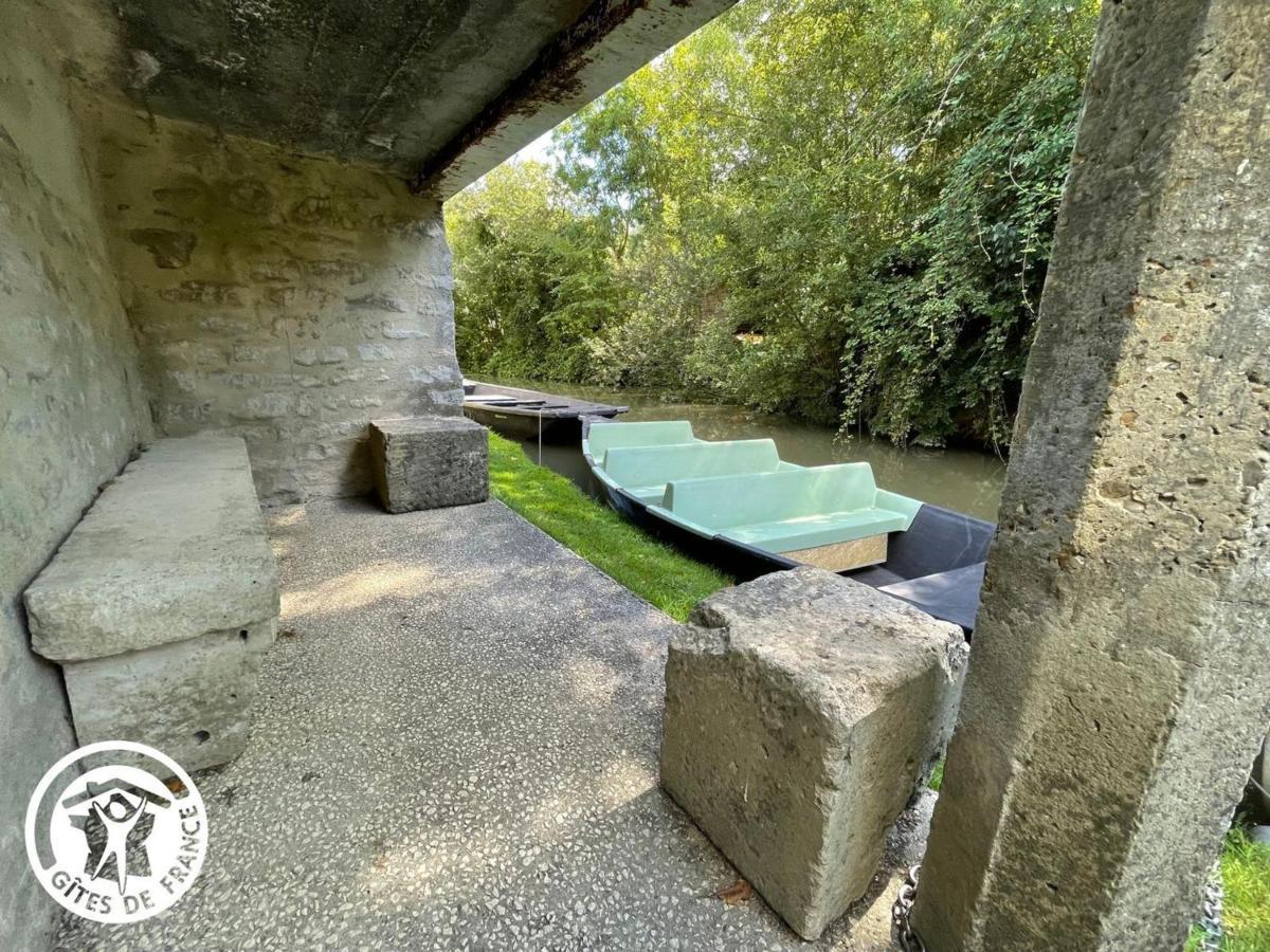 Gite Charmant Au Bord De L'Eau Avec Canoes, Terrasse Et Jardin A Damvix, Au Coeur Du Marais Poitevin. - Fr-1-426-354 Villa ภายนอก รูปภาพ