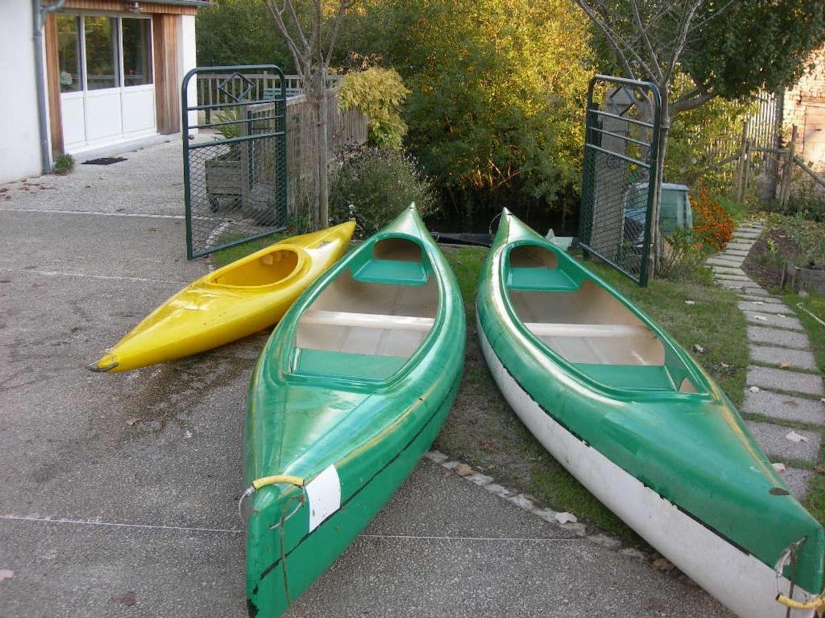 Gite Charmant Au Bord De L'Eau Avec Canoes, Terrasse Et Jardin A Damvix, Au Coeur Du Marais Poitevin. - Fr-1-426-354 Villa ภายนอก รูปภาพ